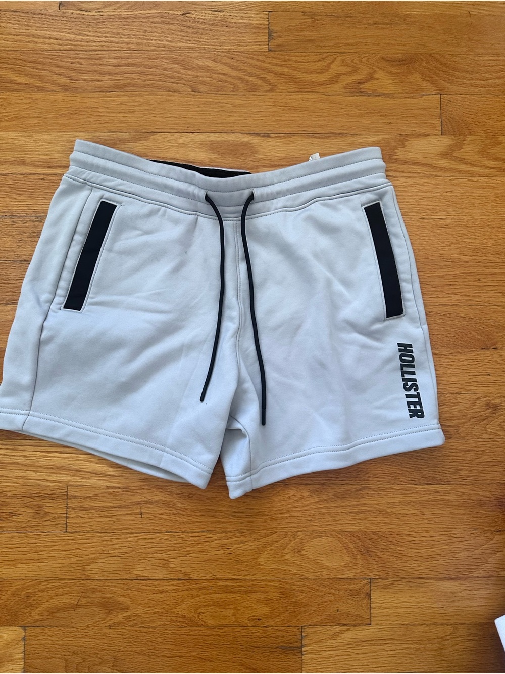 Hollister Men's Light Gray Athletic Drawstring Shorts with Black Accents
